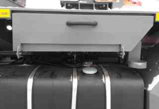  -55732-25-28 (-5557)